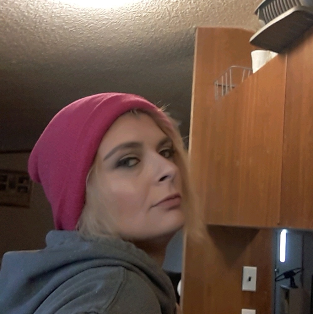 Meet your Posher, Amie